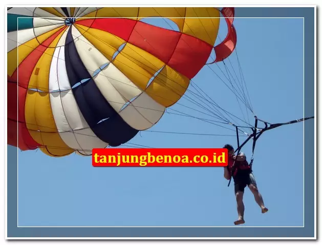 Parasailing Tanjung Benoa Bali